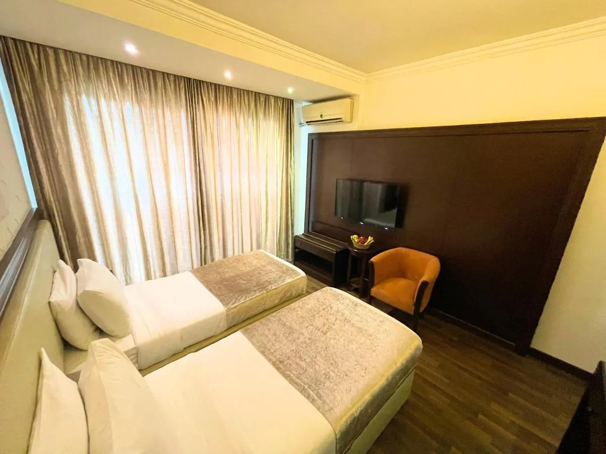 Royal Garden Hotel Beirut